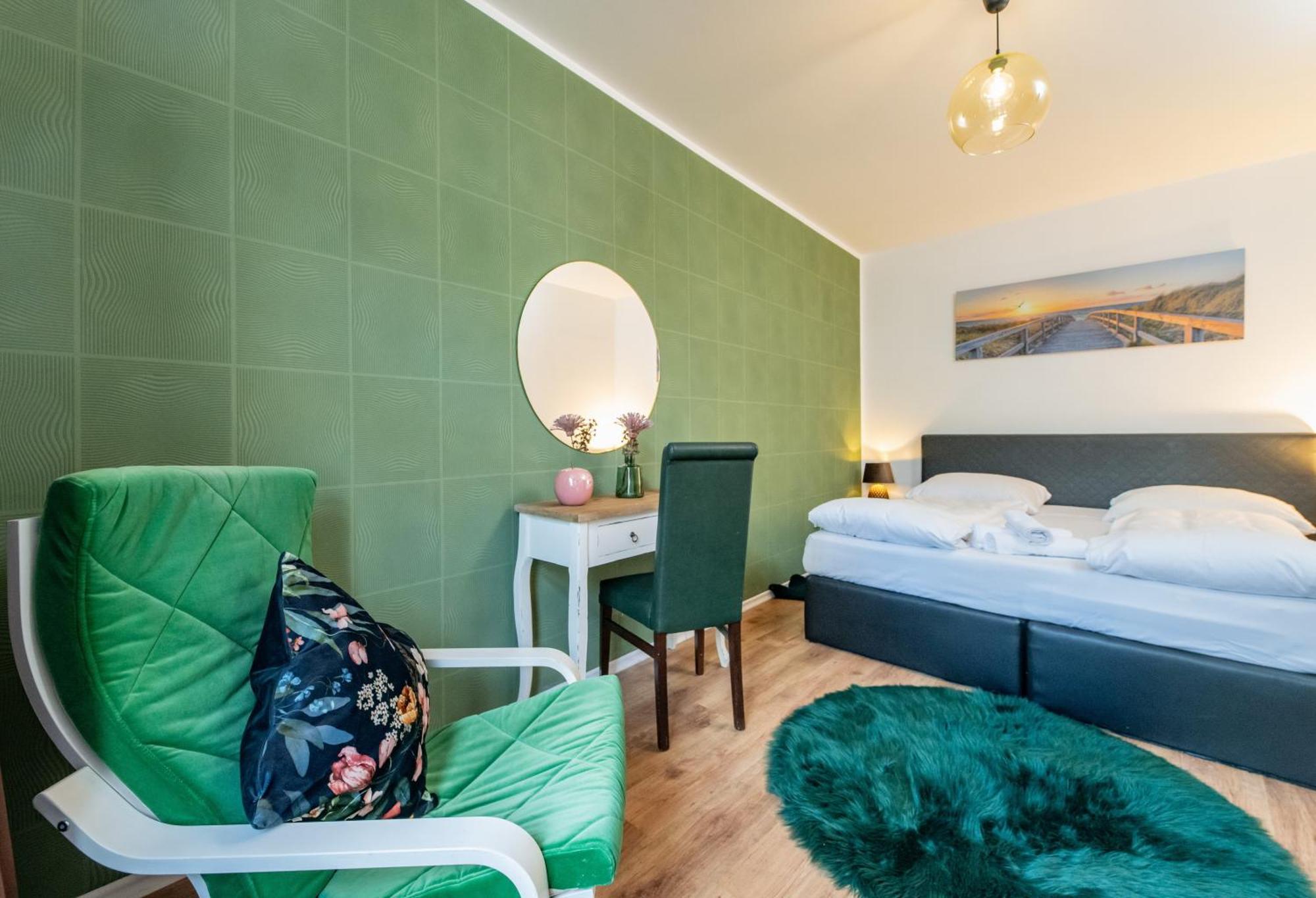 One-Bedroom Suite,1638530739:JPEG